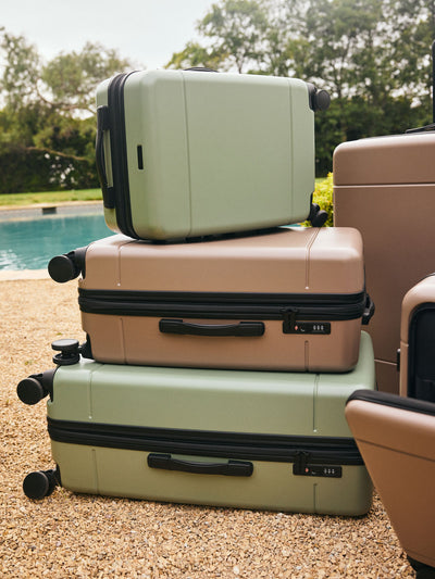 CALPAK Hue Large Luggage in green Juniper; LHU1028-JUNIPER view 2